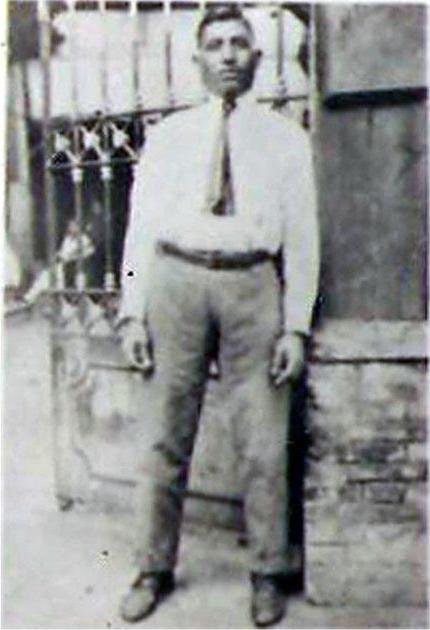 Historical photograph of Babu Mangu Ram Mugowalia in the Philippines in 1920